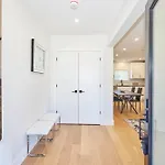 3 Bedroom -Walk To The Falls