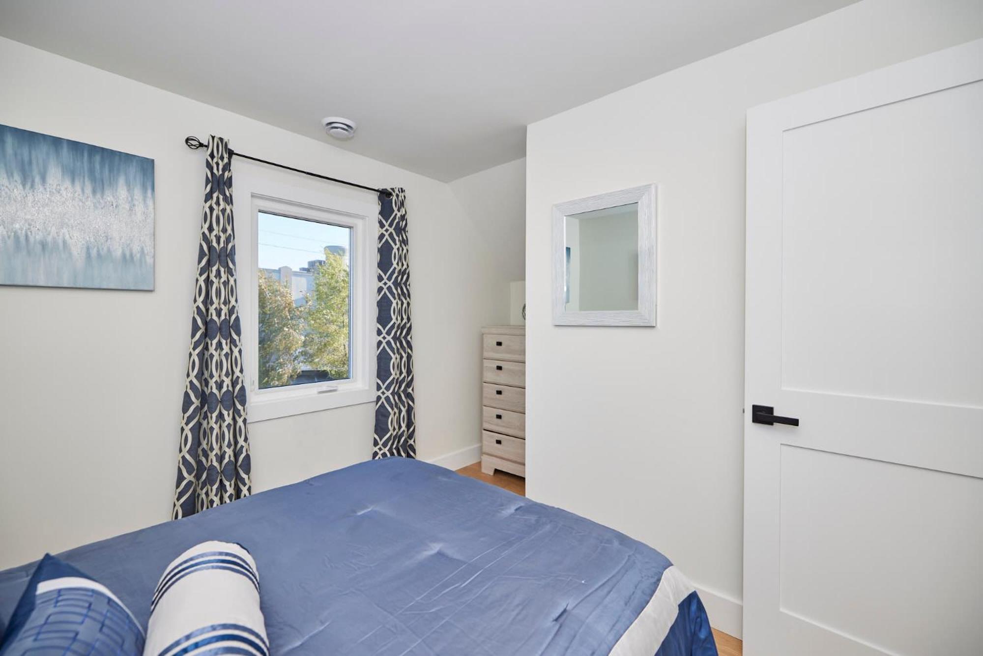 3 Bedroom -walk To The Falls Holiday home